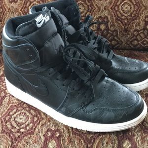 Air Jordan 1 High Retro OG Black/Black-White